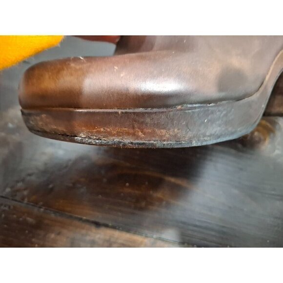 Eileen Fisher Ash Brown Leather Lace Up Bootie/Pre-owned, Sz. 8 - Picture 11 of 11